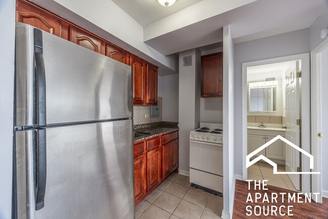 4180 N Marine Dr in Chicago, IL - Building Photo - Building Photo