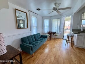 102 Lake Ave in Ocean Grove, NJ - Building Photo - Building Photo