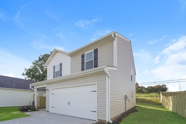688 Farmstead Trail in Inman, SC - Building Photo - Building Photo