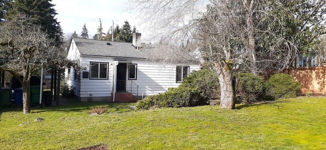 5708 40th Ave NE in Seattle, WA - Building Photo - Building Photo