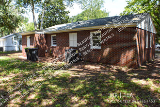 1802 Park Ave in Beaufort, SC - Building Photo - Building Photo