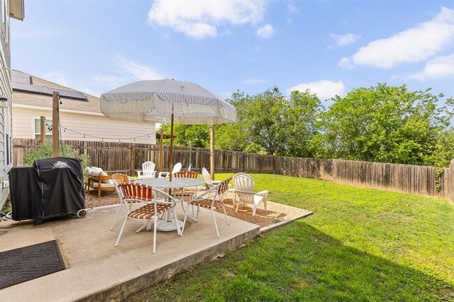 6702 Routenburn St in Austin, TX - Building Photo - Building Photo