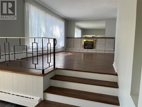37 Warren Pl in St John's, NL - Building Photo - Building Photo