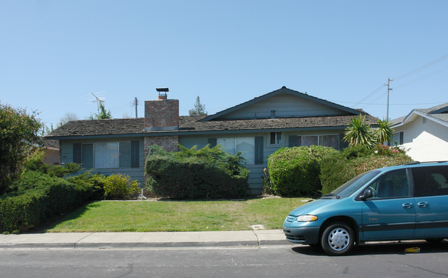 794 Cornell Dr in Santa Clara, CA - Building Photo - Building Photo