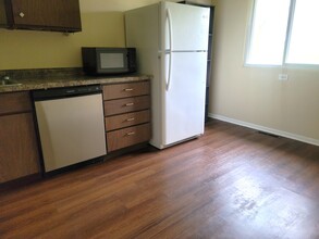 70 Pine Ct in Crystal Lake, IL - Building Photo - Building Photo