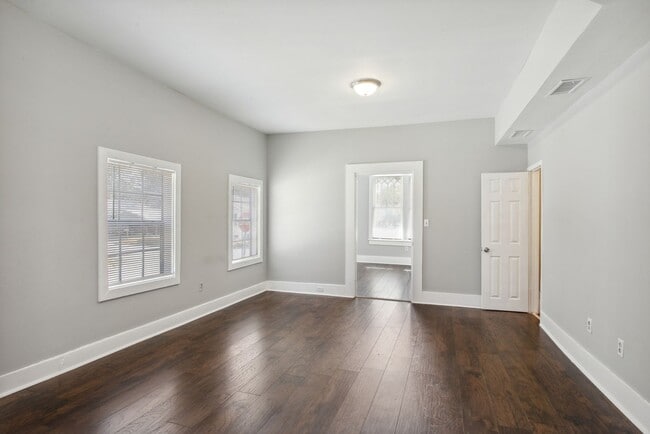 1002 W 44th St in Savannah, GA - Building Photo - Building Photo
