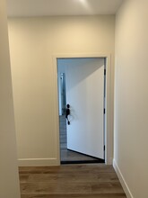 14502 Graystone Ave, Unit B in Norwalk, CA - Foto de edificio - Building Photo