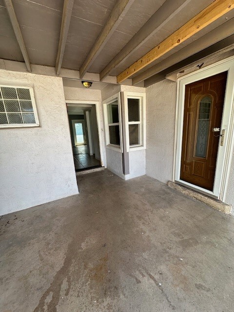 2713 N Northwest Dr in Hobbs, NM - Building Photo - Building Photo
