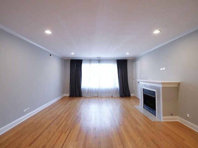 6812 N Wolcott Ave in Chicago, IL - Building Photo - Building Photo