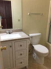 3854 46th St, Unit apt 2 in San Diego, CA - Foto de edificio - Building Photo