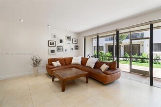 21376 Marina Cove Cir in Aventura, FL - Building Photo - Building Photo