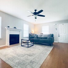 391 Brookwood Blvd in Mary Esther, FL - Building Photo - Building Photo