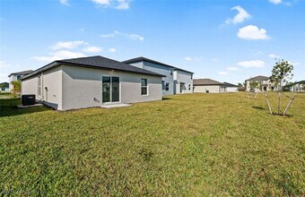 4019 San Felice Ln in North Fort Myers, FL - Building Photo - Building Photo