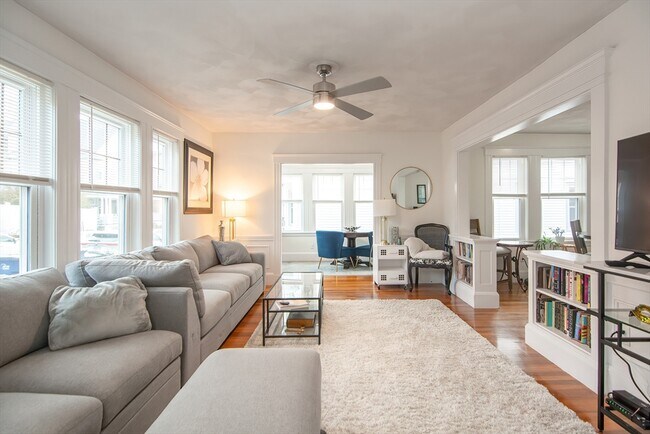 48 Farquhar St in Boston, MA - Building Photo - Building Photo