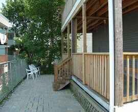 99 Marion St, Unit 1 in Somerville, MA - Foto de edificio - Building Photo