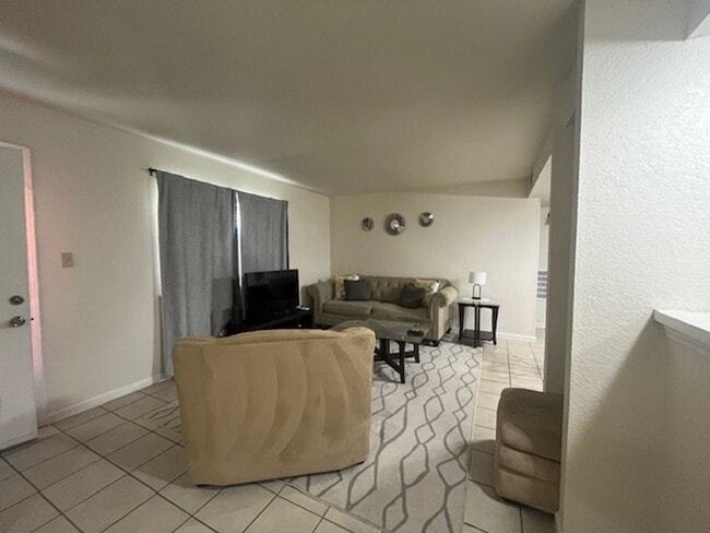 property at 6620 S Zunis Ave