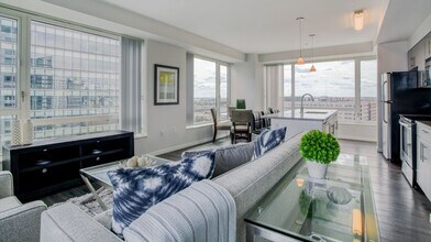 505 Congress St in Boston, MA - Building Photo - Building Photo