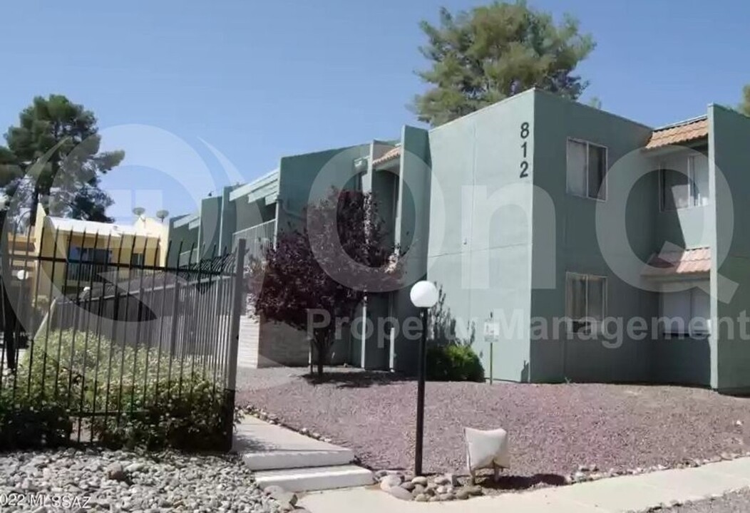 812 S Langley Ave in Tucson, AZ - Building Photo