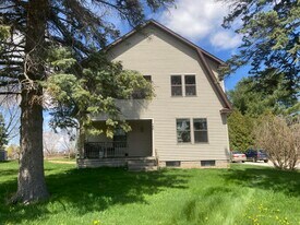 604 Millersville Ave, Unit A in Howards Grove, WI - Building Photo