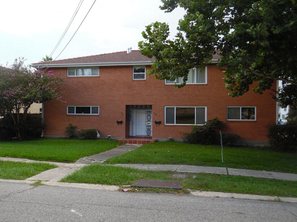 966-968 Allen Toussaint Blvd in New Orleans, LA - Building Photo