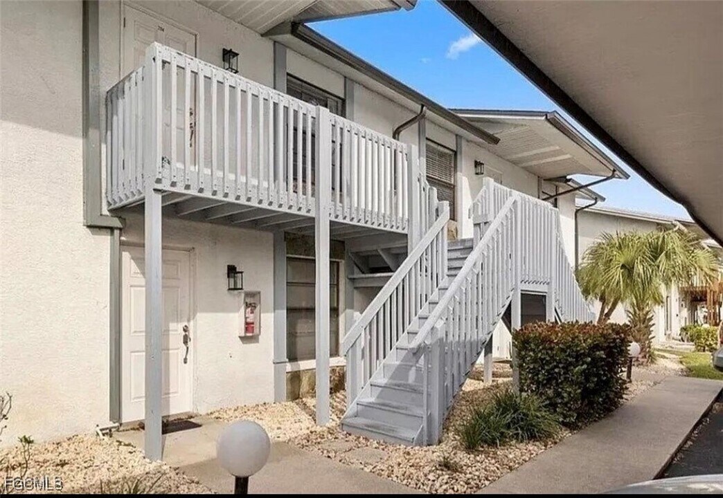 1521 SW 47th Terrace in Cape Coral, FL - Building Photo