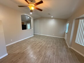 16215 N Nash St in Surprise, AZ - Building Photo - Building Photo