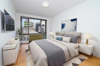 460 W 20th St in New York, NY - Building Photo - Building Photo
