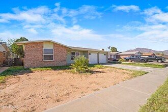 5712 Longview Dr in El Paso, TX - Building Photo - Building Photo