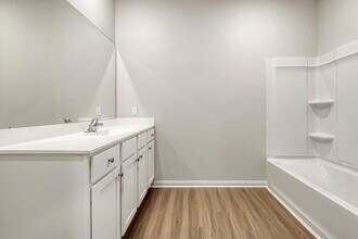 6419 Elm St in Houston, TX - Foto de edificio - Building Photo