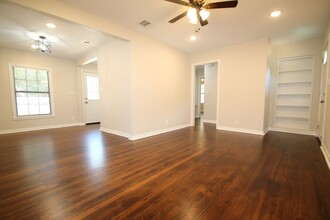 4236 Lisbon St in Fort Worth, TX - Building Photo - Building Photo
