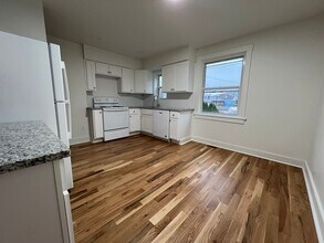 6730 Greenwood St in Pittsburgh, PA - Building Photo - Building Photo