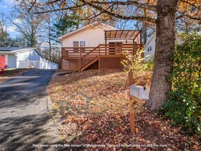15 Dawson Pl in Asheville, NC - Building Photo - Building Photo