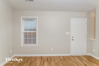 129 Bridlewood Ave in High Point, NC - Building Photo - Building Photo