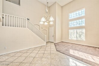 5512 Colorado Breeze Way in North Las Vegas, NV - Building Photo - Building Photo