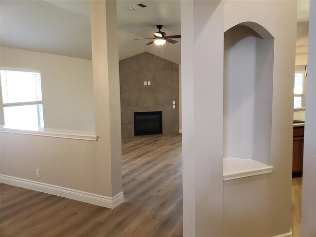 188 Keystone Loop in Kyle, TX - Building Photo - Building Photo