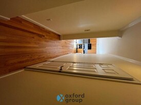 117 W 13th St in New York, NY - Building Photo