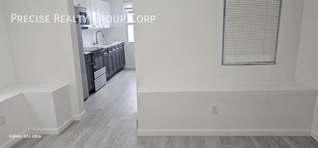 18-20-20 S Kensico Ave in White Plains, NY - Building Photo - Building Photo