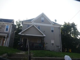 822 8th Ave in New Brighton, PA - Building Photo