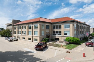 Iowa Mutual Lofts in De Witt, IA - Building Photo