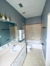 232 Hill Street, Unit Room C in Casselberry, FL - Foto de edificio - Building Photo