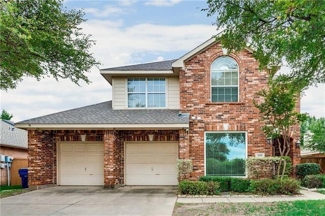 property at 1439 Royal Oaks Dr