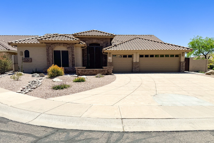 23909 N 74th Pl in Scottsdale, AZ - Building Photo