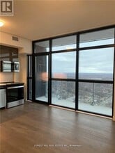 60 Frederick St in Kitchener, ON - Building Photo - Building Photo