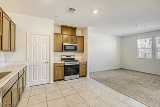 489 Anthurium Pl in Henderson, NV - Building Photo - Building Photo