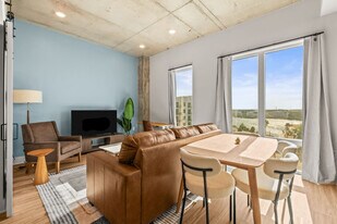 605 N 12th St, Unit SI ID1312601P in Tampa, FL - Building Photo