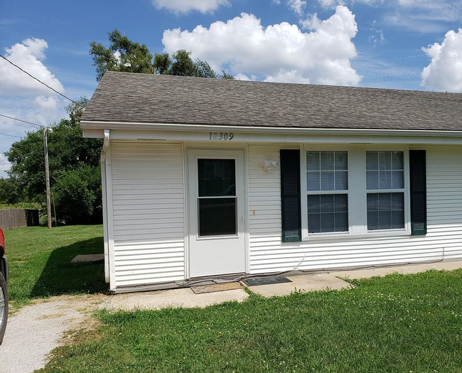 12309 3rd St, Unit 09 in Grandview, MO - Building Photo - Building Photo