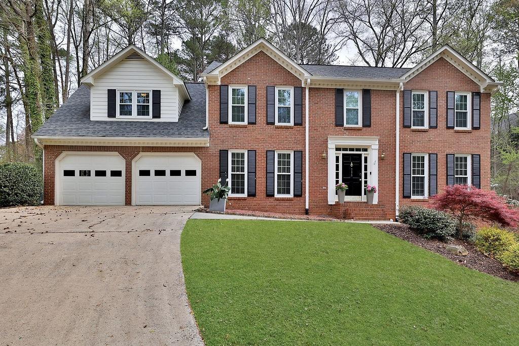 705 Wood Valley Trce in Roswell, GA - Building Photo