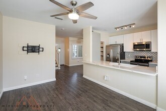 91-1042-1042 Kaimalie St in Ewa Beach, HI - Building Photo - Building Photo