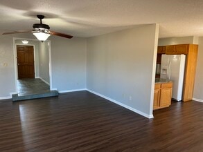 215 Magnolia Rd in Siloam Springs, AR - Building Photo - Building Photo