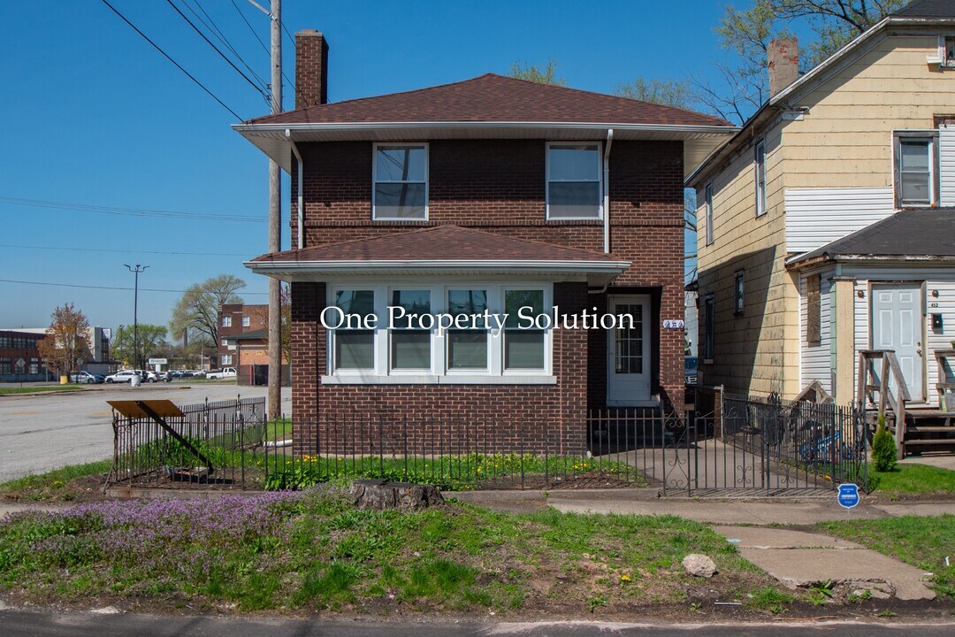 456 Tyler St in Gary, IN - Building Photo